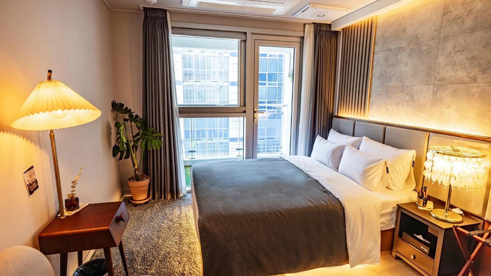 Raviens Haeundae Avenue Aparthotel Busan 0*,  South Korea