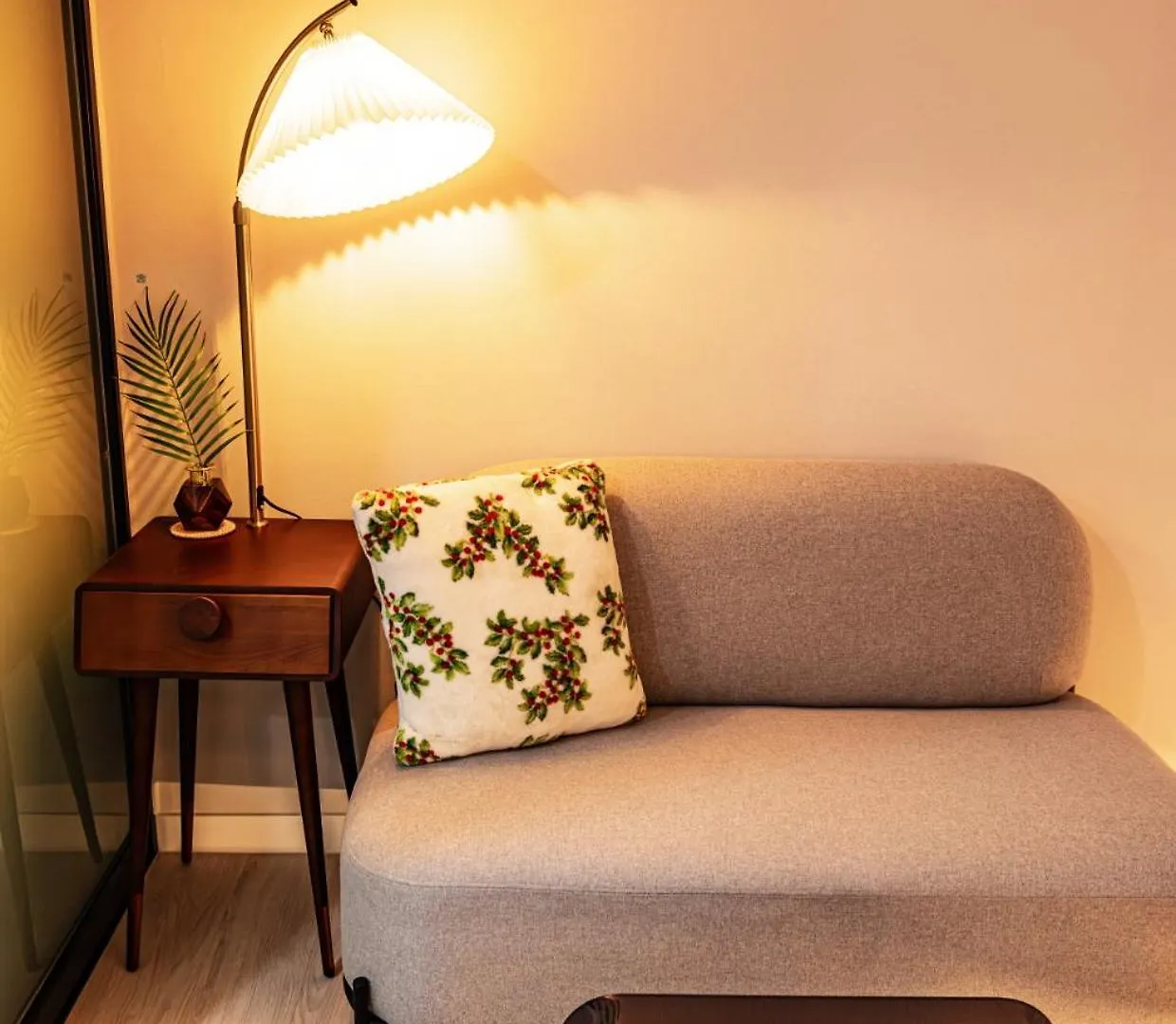 Raviens Haeundae Avenue Aparthotel Busan 0*,  South Korea