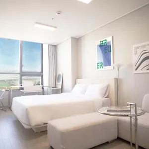 Uh Flat The Songdo , Incheon South Korea
